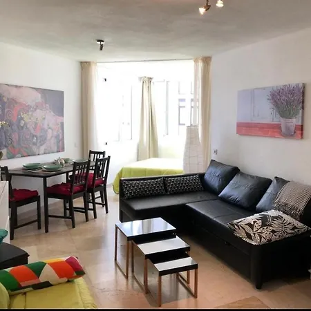 2000 Apartment Marbella